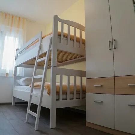 Ljubica Sea View Apartamento *