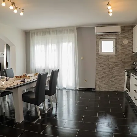 Apartamento Ljubica Sea View